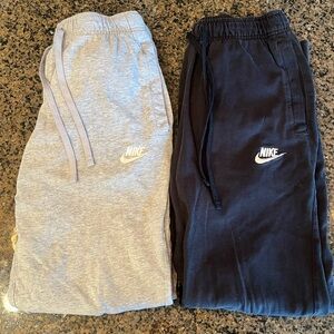 Nike Gray and Black Joggers - Men’s Small